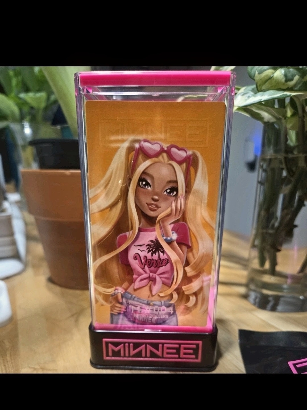 MINNEE 4" Fashion Doll by Starbox / ZURU #4 RETRO ROLLERS Brand New 2026